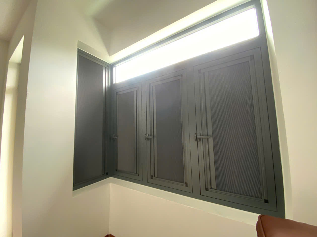 xThi Công Màn Tổ Ong Chống Muỗi Chống Côn Trùng
