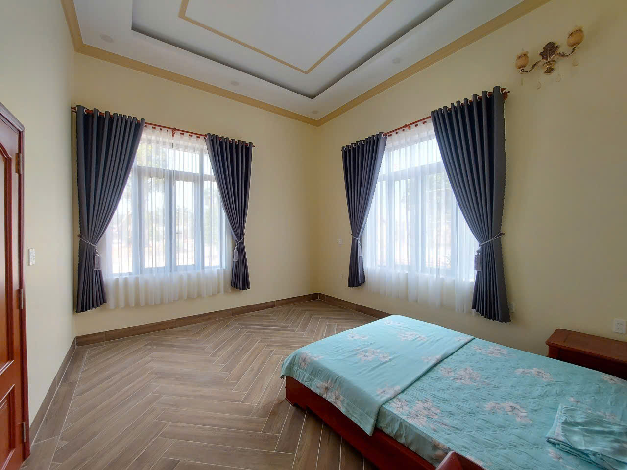 thi công màn cửa giá rẻ ở Hội Nghĩa