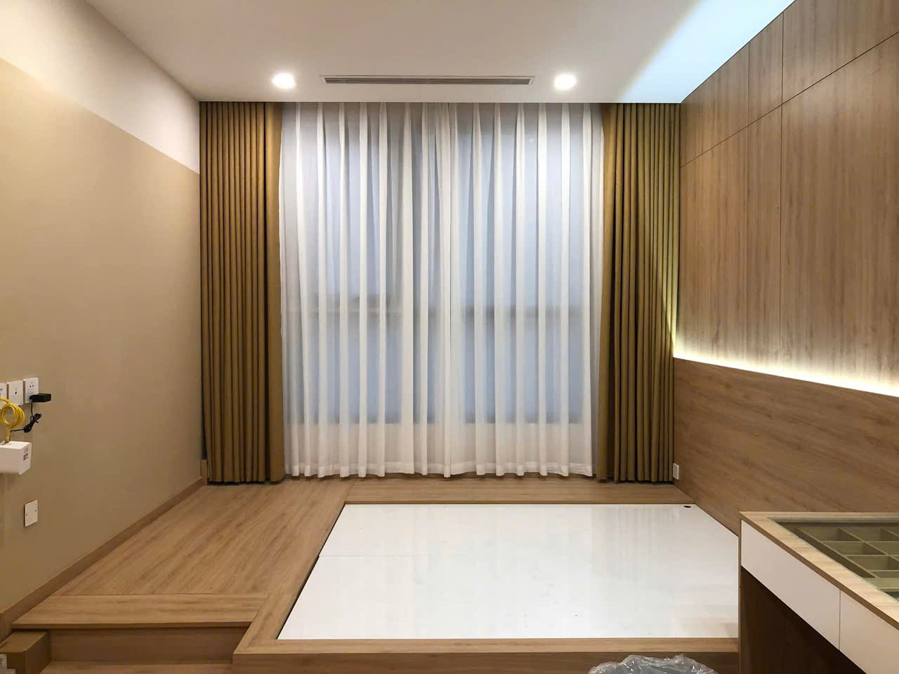 thi công màn cửa ở Bình Chuẩn