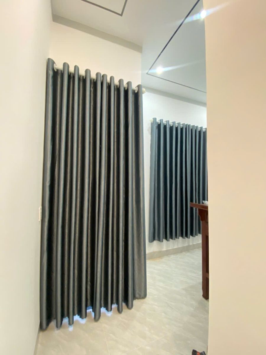 thi công lắp đặt rèm cửa.