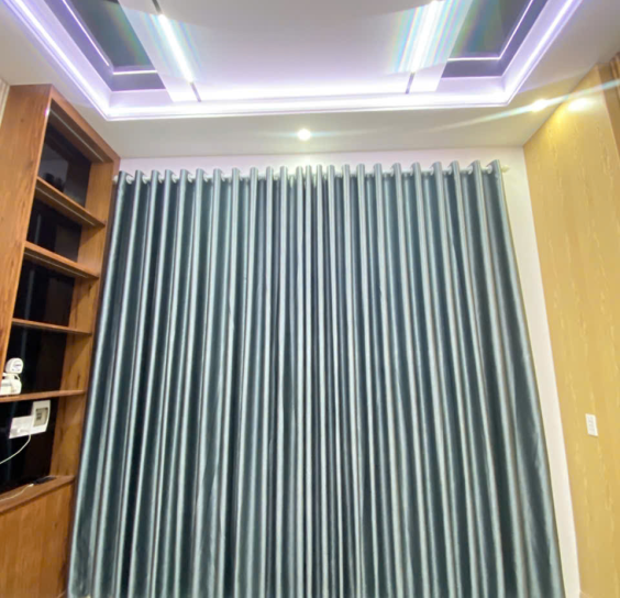 MÀN CỬA ĐẸP GIÁ RẺ TẠI THÁI HÒA GẦN ĐÂY